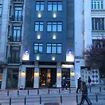 Galata Times מלון 3*